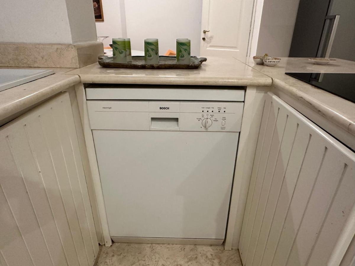 Pf Luxury Apartment Petrarca Posillipo Capri View - My Place نابولي المظهر الخارجي الصورة
